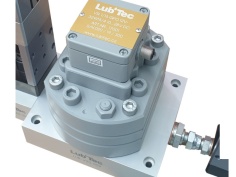 Gear flow meter type VS